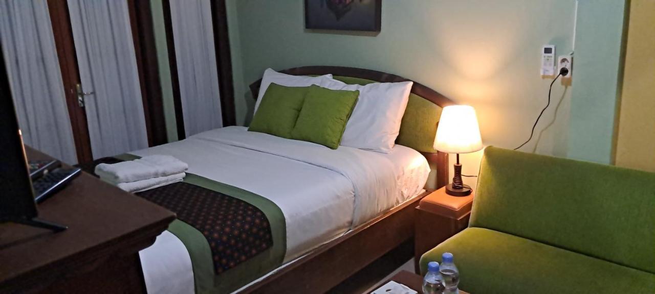 Griya Jene Homestay Syariah Ngabean Zewnętrze zdjęcie